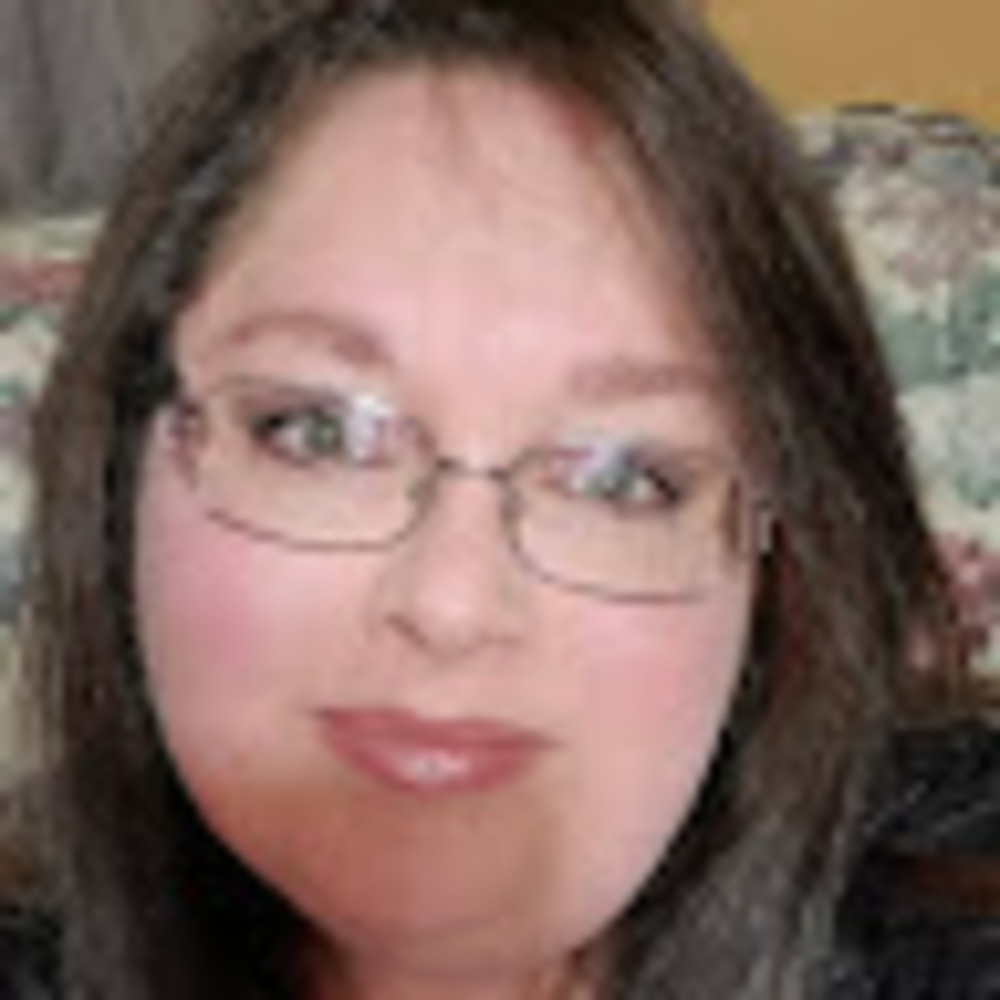 Meet your Posher, Stacy